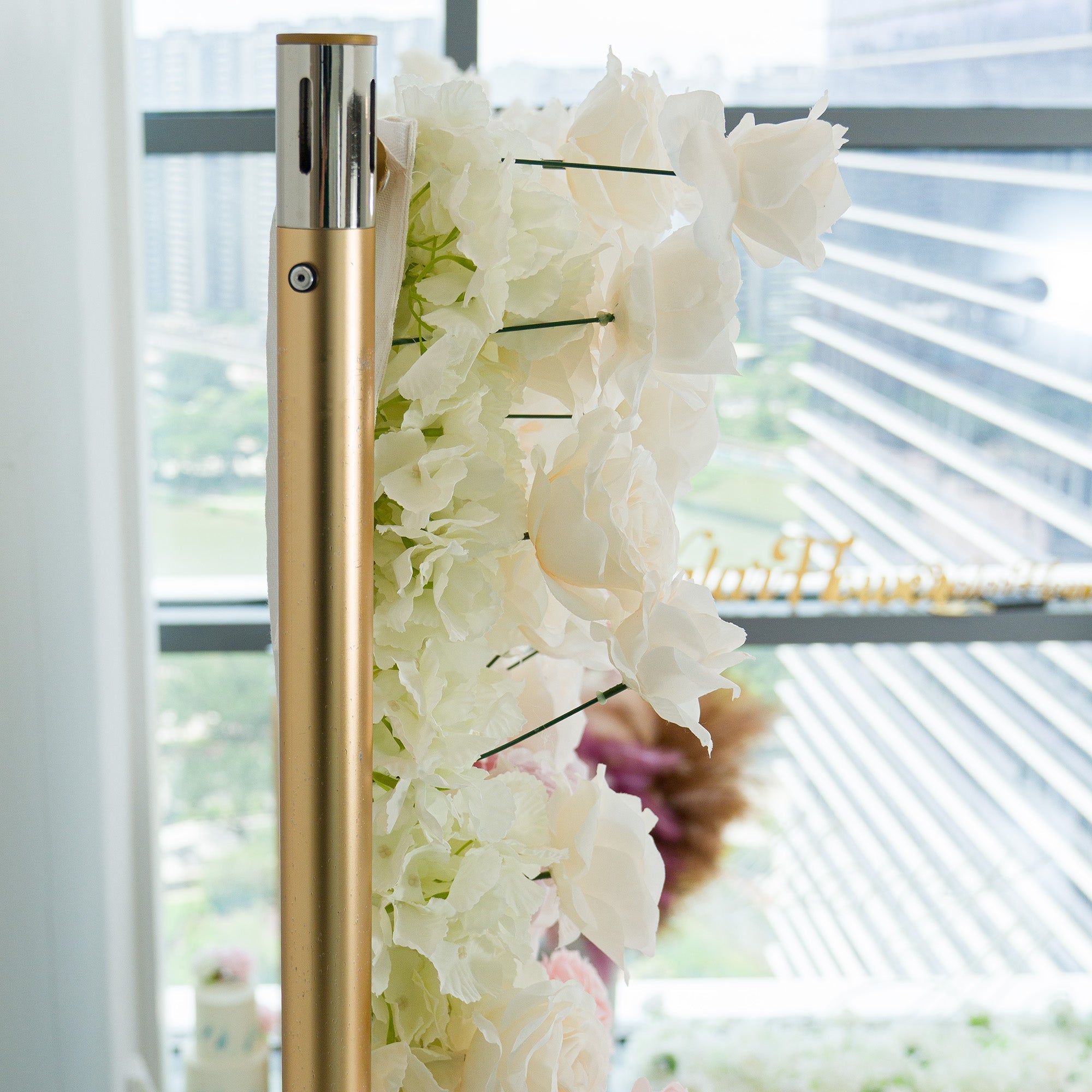 🔥[Hot sale]🔥 5D Ombre Rainbow Artificial Flower Backdrop: A Breathtaking Floral Masterpiece for Events
